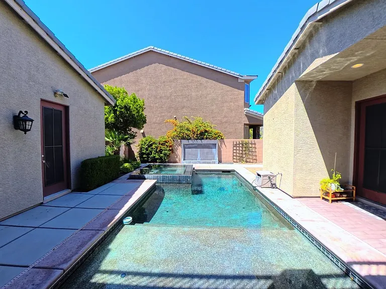4627 White Head Ct — Photo 2