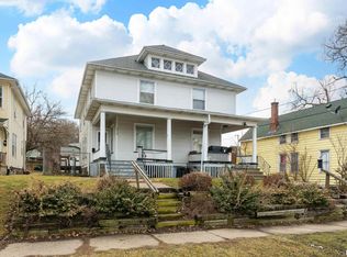 2412 8 1/2 Ave, Rock Island, IL