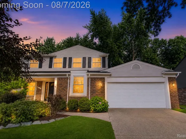 3149 Tamarron Dr, Rochester Hills, MI 48309