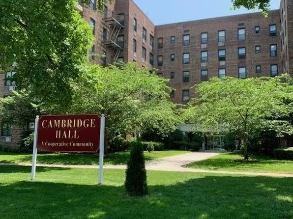 224-24 Union Turnpike #2-O, Oakland Gardens, NY 11364