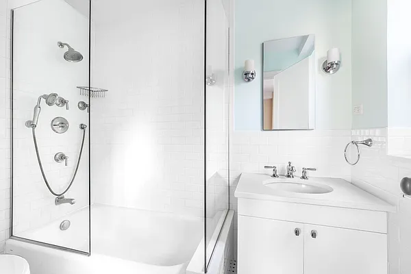 Sold by Compass | media 17