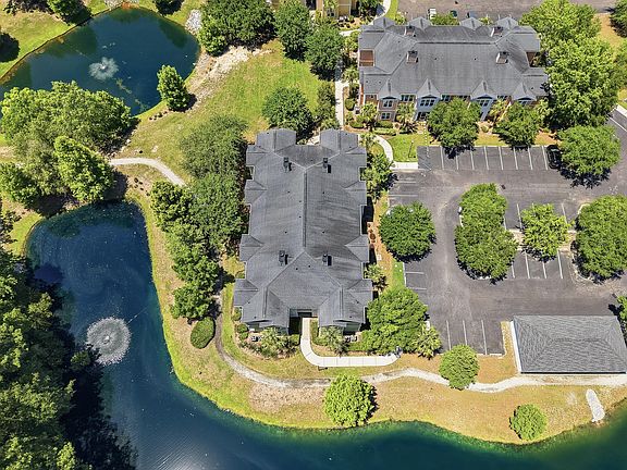 2nd image of 1214 Rosewood Ln