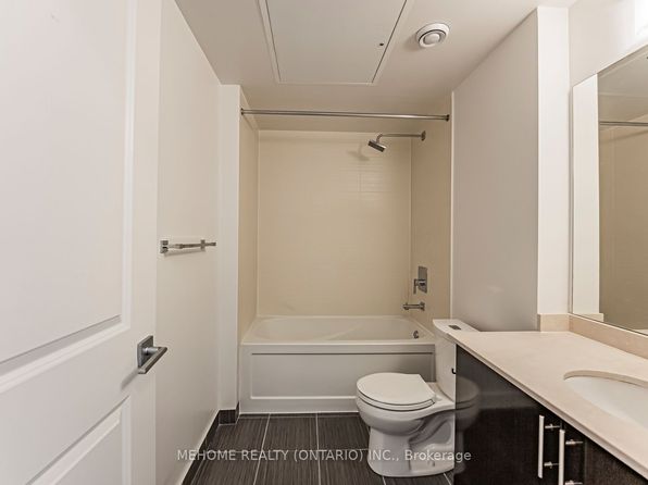Additional property image - 7165 Yonge St #2208, Markham, ON L3T 0C9