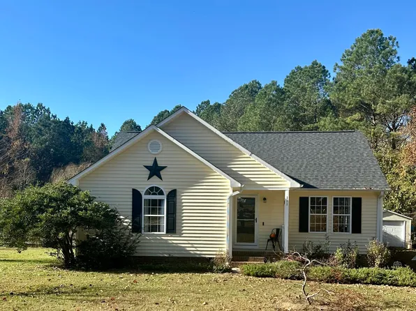 111 Appaloosa Ln, Zebulon, NC 27597