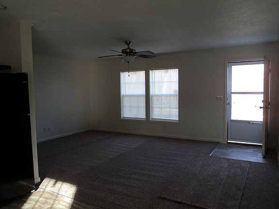 3rd image of 2 Sparta Dr
