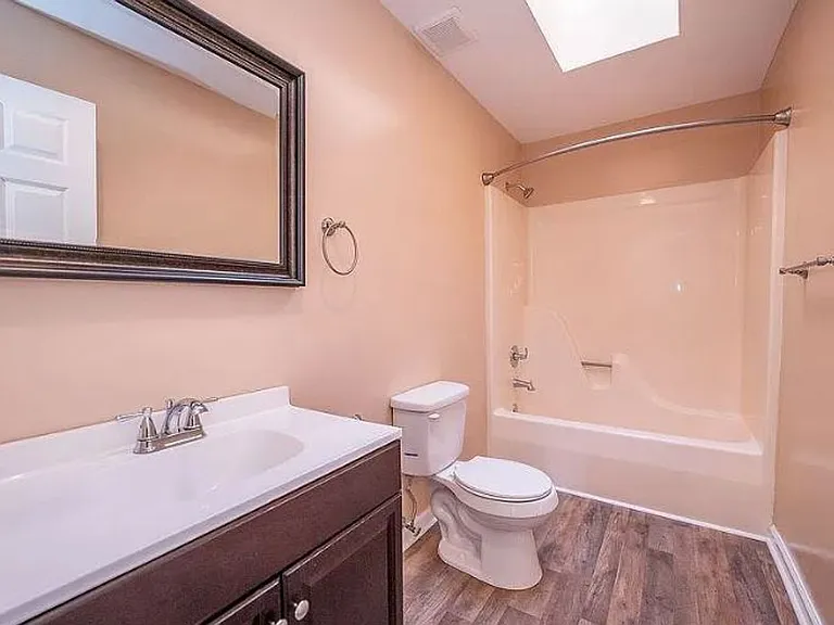 25 Glen Burnie Rd — Photo 16
