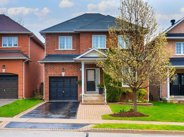 97 Woodbury Cres, Newmarket, ON L3X 2T2