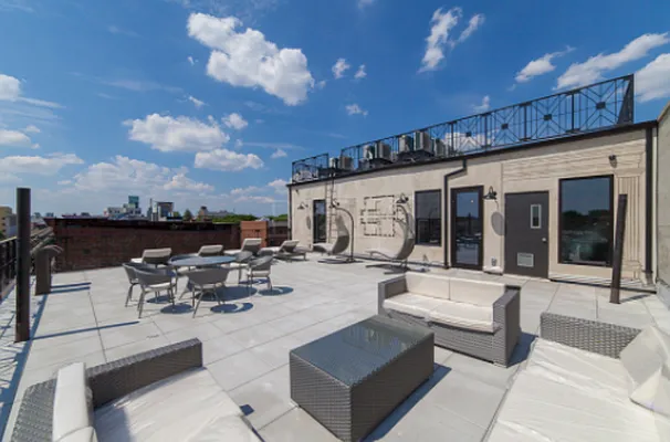 Rented by Compass | media 31