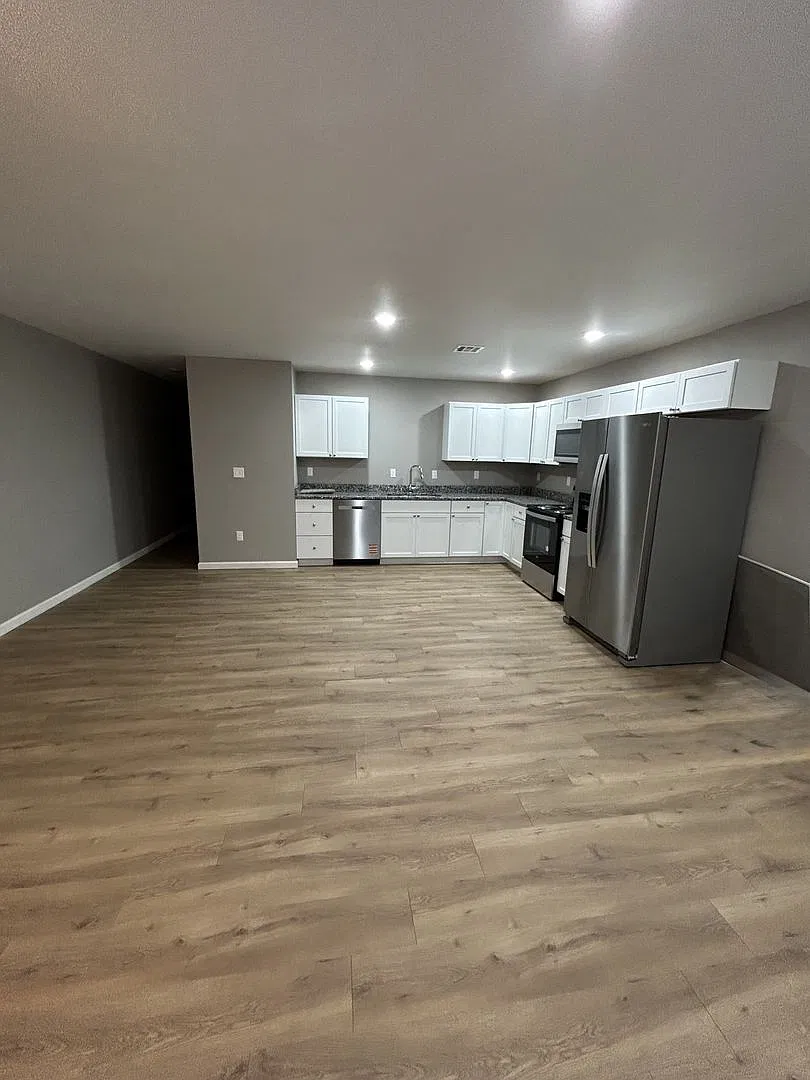 716 N Columbus Street — Photo 4