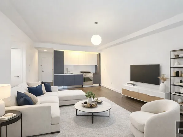 666 West End Avenue image 1 of 10