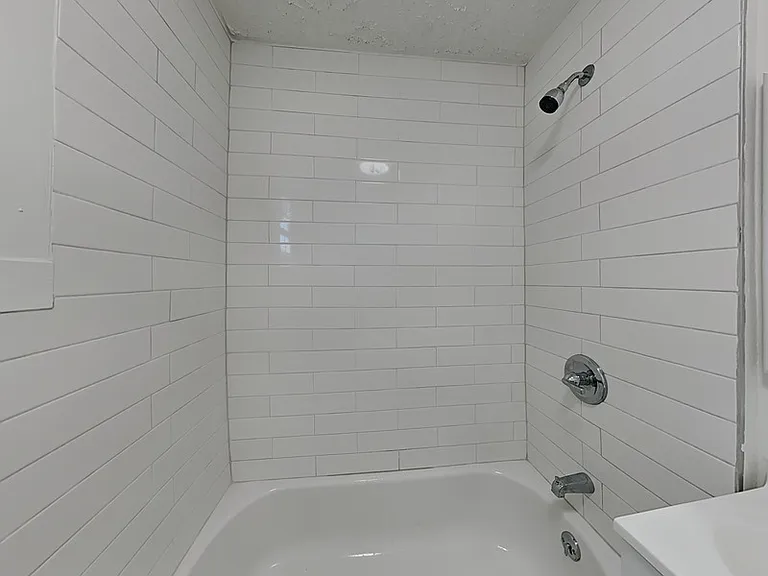 805 Spencer St NW — Photo 15
