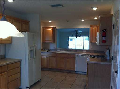 5th image of 325 Society Hill Cir