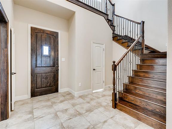 4th image of 7241 W Nirvana Cir