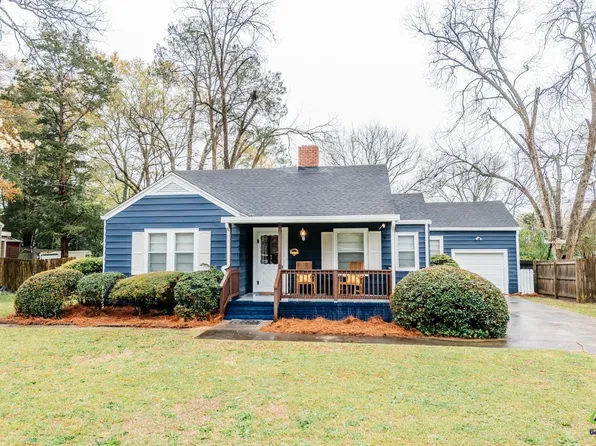 1304 Georgia Ave, Perry, GA 31069