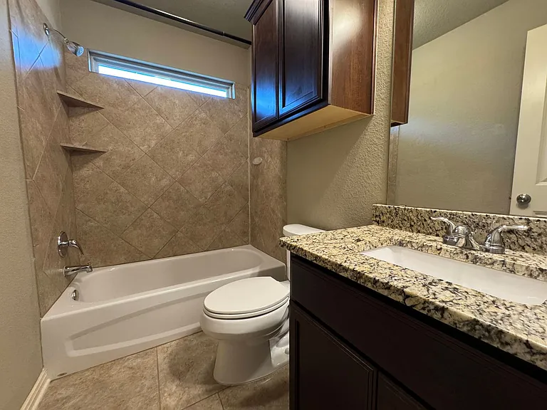 3309 Addison St — Photo 45