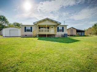 357 Zoo Ln, Tazewell, VA 24651