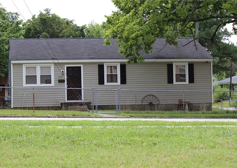 1st image of 634 Wesley St