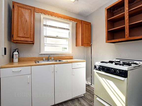 5th image of 810 W Vine St #3