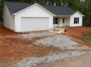 531 Day Star Ln, Mount Airy, GA 30563
