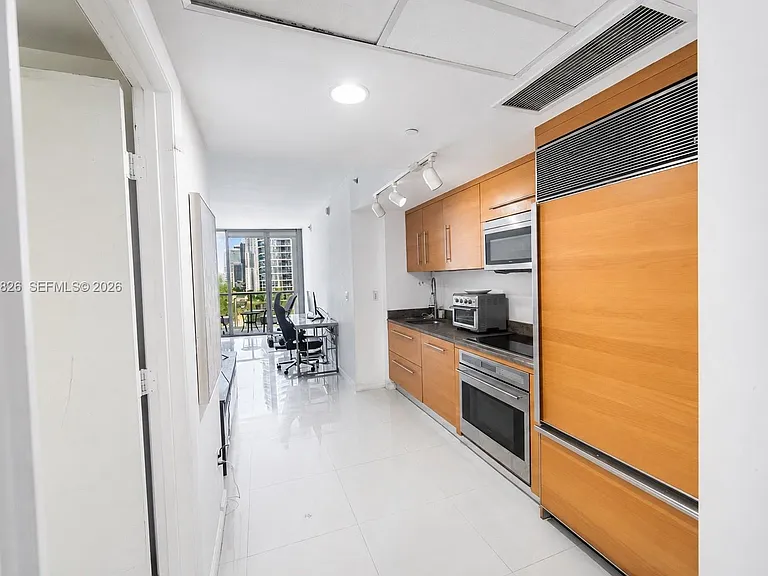 475 Brickell Ave #2010 — Photo 7