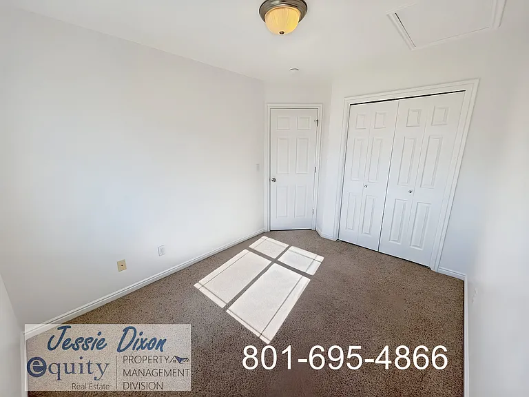 2359 N 275 E — Photo 13