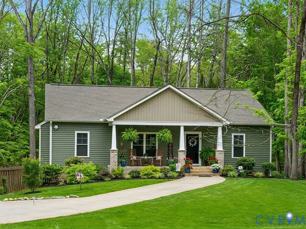 5670 Hickory St, Powhatan, VA 23139