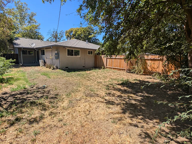 1110 Anderson Rd — Photo 15