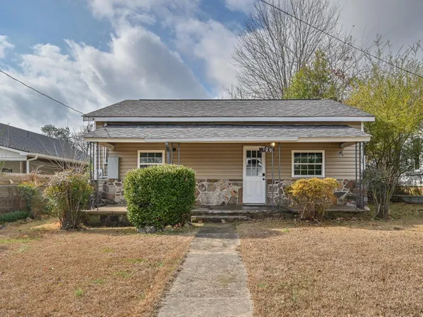 709 9th St, Mena, AR 71953