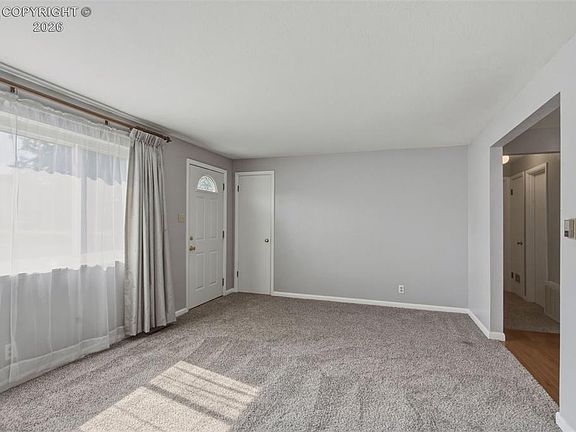 4th image of 1217 Linden St
