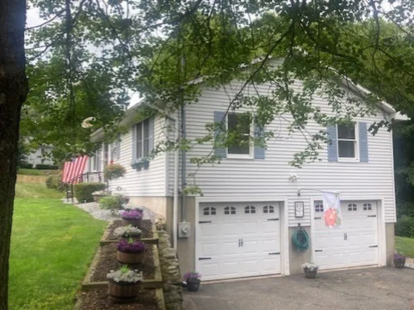 22 Highland Ave, Monson, MA 01057
