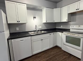 South River Apartments (1001), Appleton, WI 54915