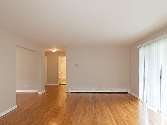 2nd image of 230 11th St APT 4