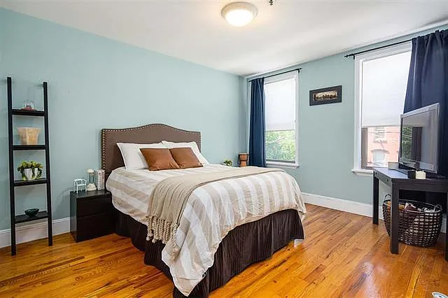 2 bed, $4,180 — Photo 2