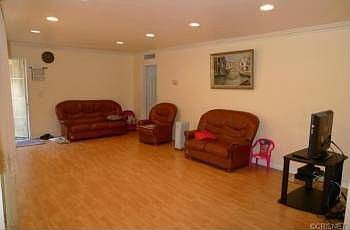 5th image of 1146 E Lexington Dr #14