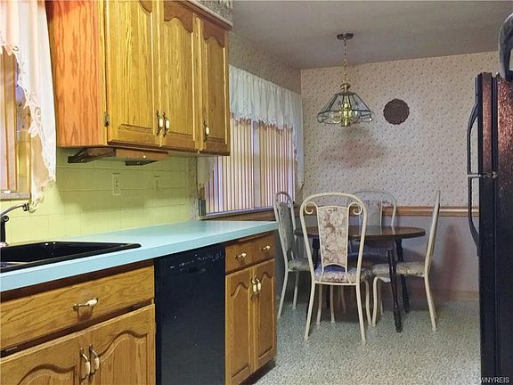 5th image of 4112 Susan Dr
