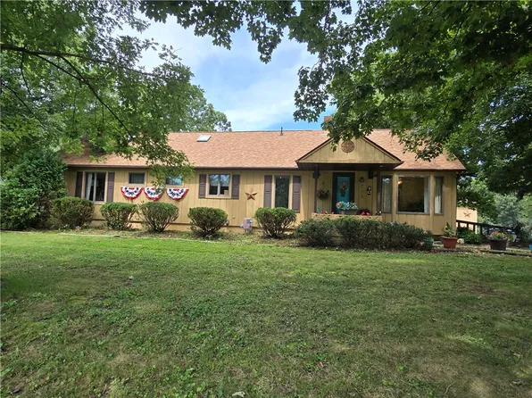6440 W Hill Rd, Decatur, IL 62522
