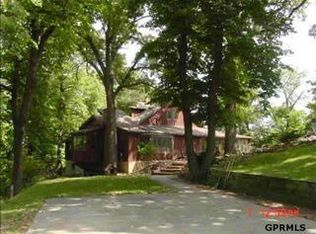 10335 N 29th Ave, Omaha, NE 68112