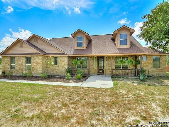 3rd image of 136 Abrego Lake Dr