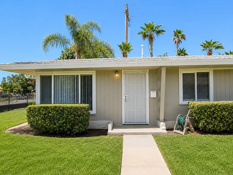 7908 La Mesa Blvd — Photo 11