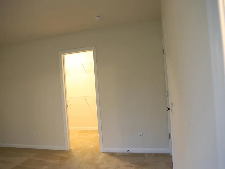 20 Maxwell Ln — Photo 10