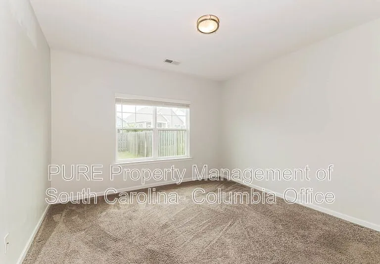 1315 Montford Dr — Photo 11