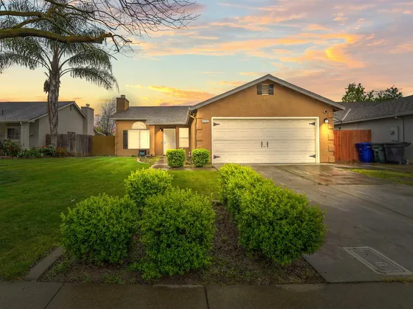 3424 Penny Ln, Modesto, CA 95354