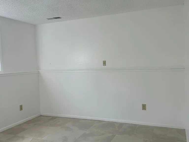 2774 Jessica Cir — Photo 21