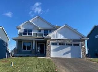 4769 Martingale Dr, Woodbury, MN 55129
