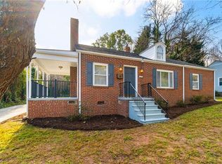 1057 14th Ave NW, Hickory, NC 28601