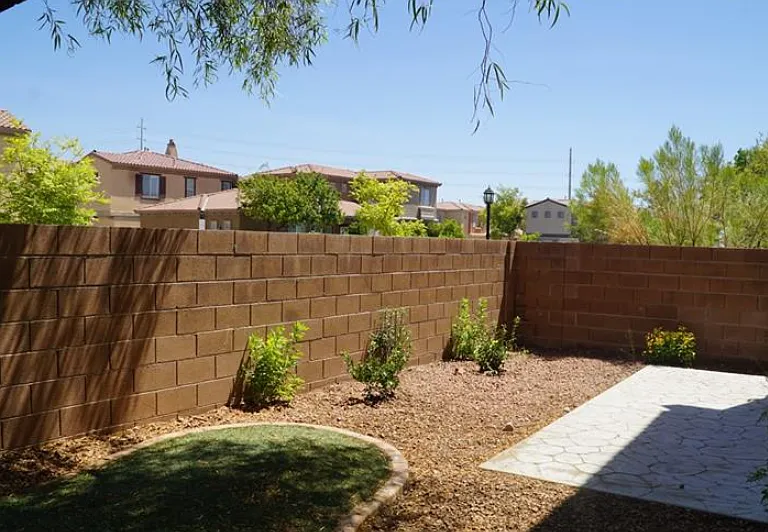 2407 Granada Bluff Ct — Photo 8