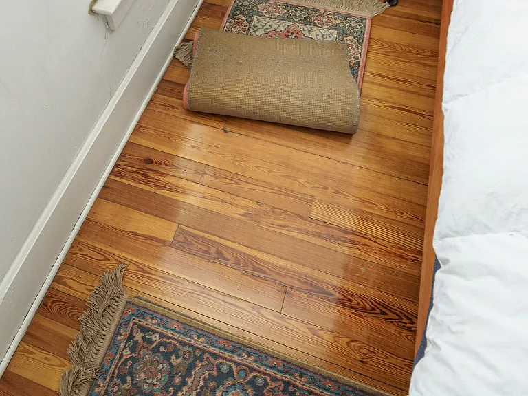 Unique 2 Bedroom in German Village — Photo 27