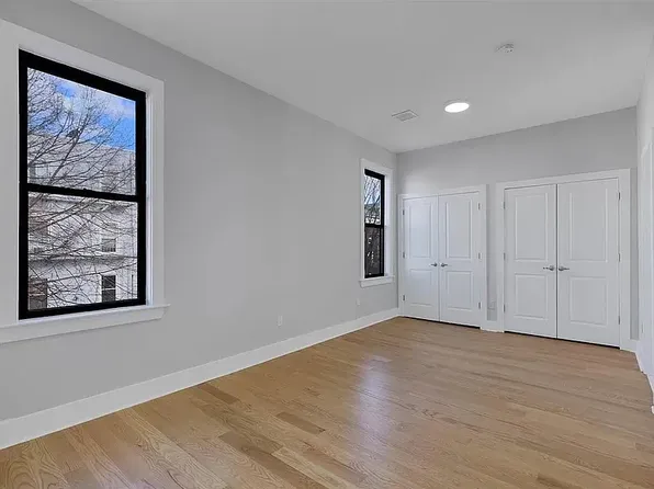 32 Charles Street image 17 of 25