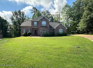 118 Winchester Ln, Brandon, MS 39042
