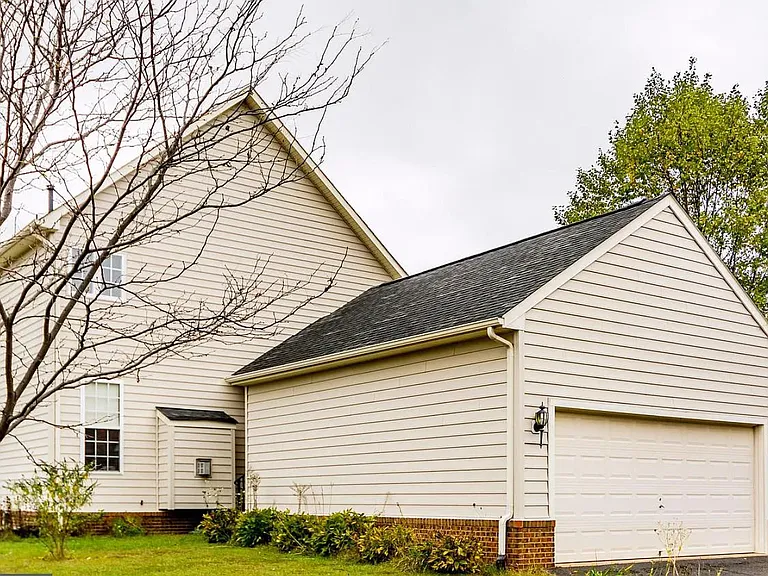 11902 Field Stone Blvd — Photo 8